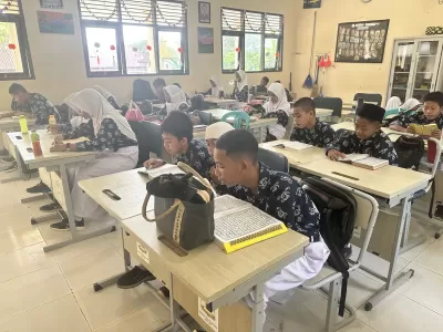 Kegiatan Tadarus di kelas dan musholla